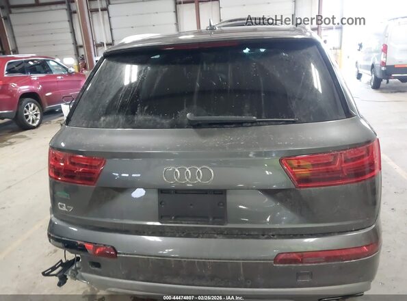 WA1AAAF71KD008805 2019 AUDI Q7 Gray 