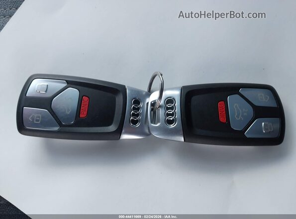 WA1AAAFY3M2004472 2021 AUDI Q5 Черный 