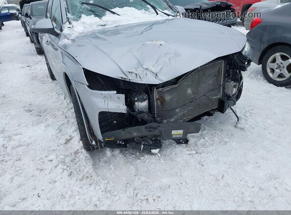 WA1AAAFYXM2132238 2021 AUDI Q5 Silver Դիմացի տեսք