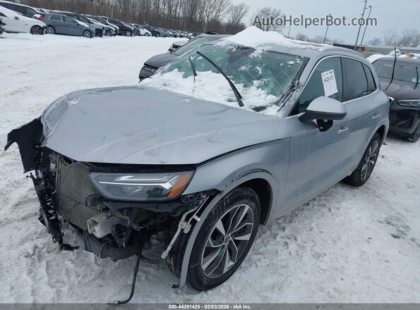 WA1AAAFYXM2132238 2021 AUDI Q5 Silver Առջևի ձախ երեք քառորդ տեսարան
