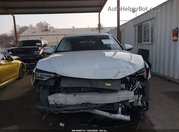 WA1AAAGE2MB007500 2021 AUDI E-TRON White Widok zestawu wskaźników