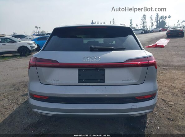 WA1AAAGE3NB004672 2022 AUDI E-TRON Silver 