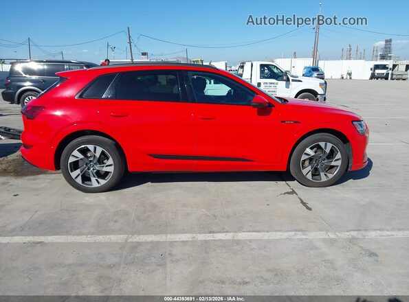 WA1AAAGE9NB013621 2022 AUDI E-TRON Orange 