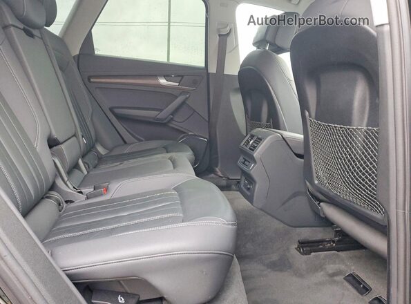 WA1ABAFY8P2061686 2023 AUDI Q5 Black Vista interior trasera
