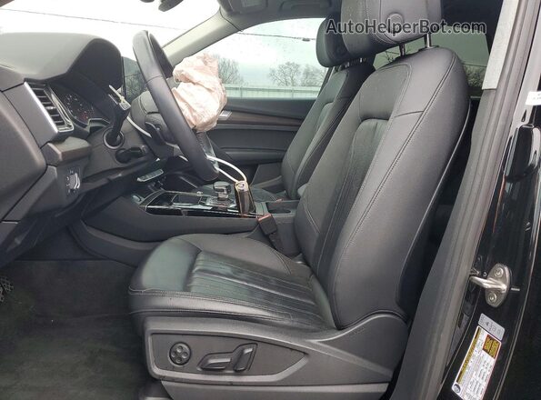 WA1ABAFY8P2061686 2023 AUDI Q5 Black Vista interior delantera