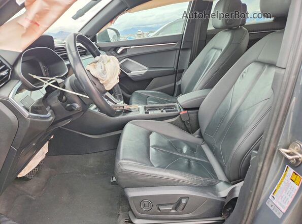 WA1AECF30K1077709 2019 AUDI Q3 Gray Սալոնի դիմացի տեսք