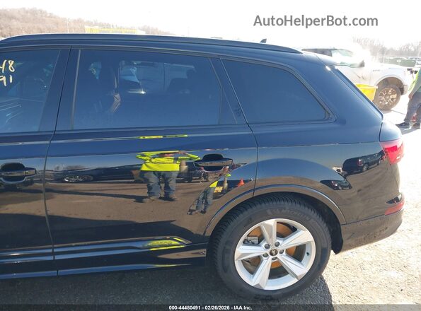 WA1AJAF75MD013654 2021 AUDI Q7 Black Դիմացի տեսք