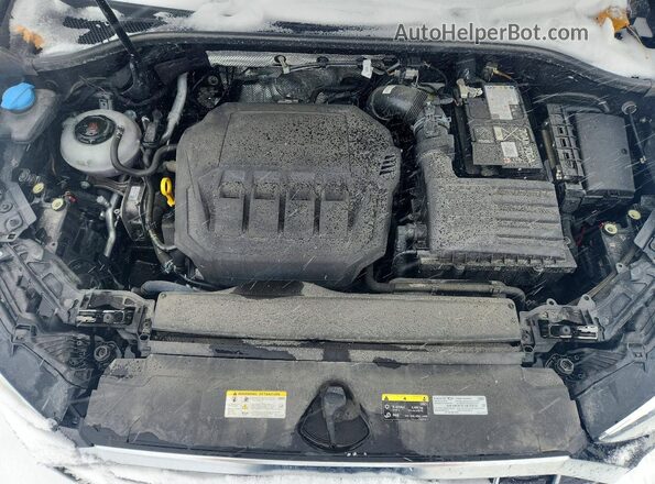 WA1AUCF32R1104292 2024 AUDI Q3 Black Вид задньої частини салону