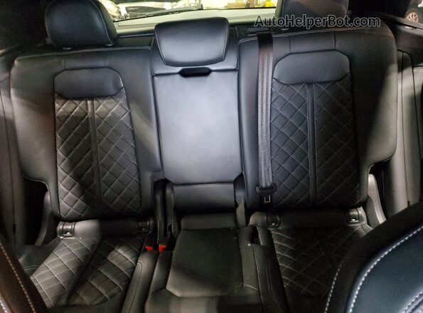 WA1AWBF1XPD038945 2023 AUDI SQ8 Black Vista de los asientos traseros