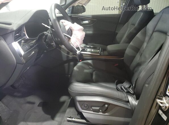 WA1AXBF71PD024093 2023 AUDI Q7 Black 