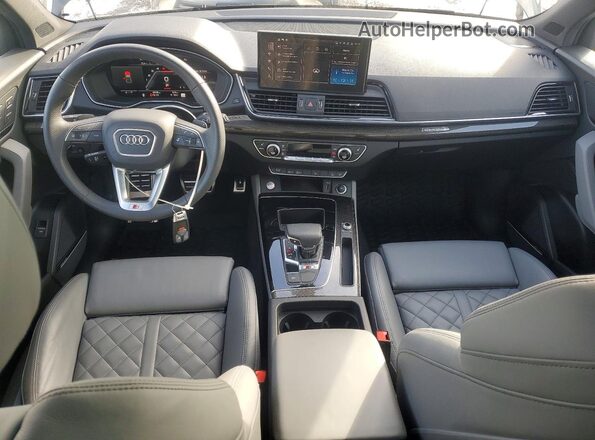 WA1B4AFY5S2050748 2025 AUDI SQ5 Black Widok deski rozdzielczej