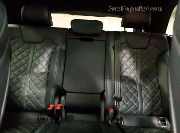 WA1B4AFYXL2056918 2020 AUDI SQ5 Black Vista de los asientos traseros