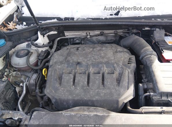 WA1BECF34L1046100 2020 AUDI Q3 White Widok z tyłu