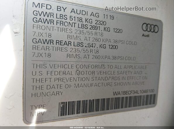 WA1BECF34L1046100 2020 AUDI Q3 White Widok komory silnika