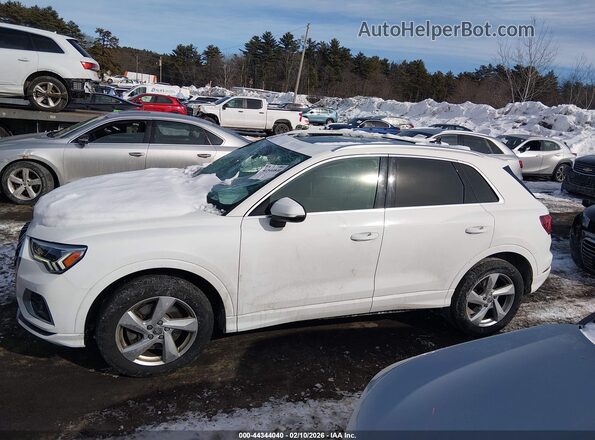 WA1BECF34L1046100 2020 AUDI Q3 White Widok wnętrza 360 stopni