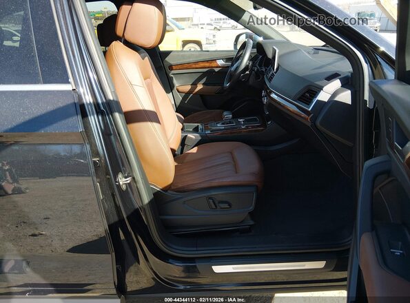 WA1BNAFY2J2034339 2018 AUDI Q5 Black Vista interior delantera