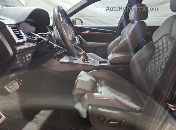 WA1C4AFY0J2241903 2018 AUDI SQ5 Синий Вид салона спереди
