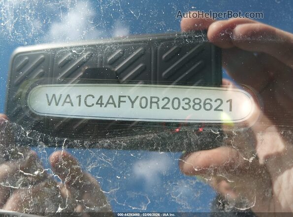 WA1C4AFY0R2038621 2024 AUDI SQ5 Белый Вид подкапотного пространства