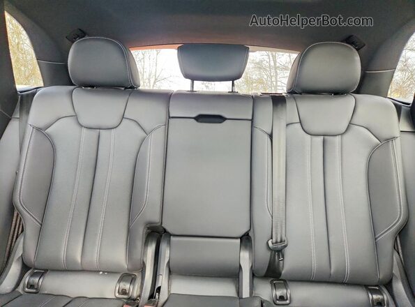 WA1C4AFY2N2039036 2022 AUDI SQ5 White Widok tylnych siedzeń