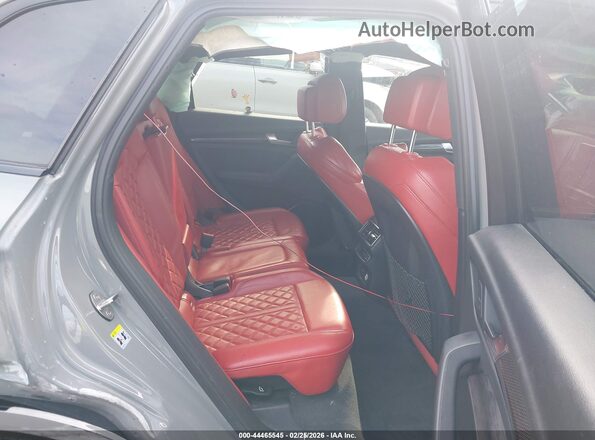 WA1C4AFYXK2004403 2019 AUDI SQ5 Gray Vista de la etiqueta del VIN