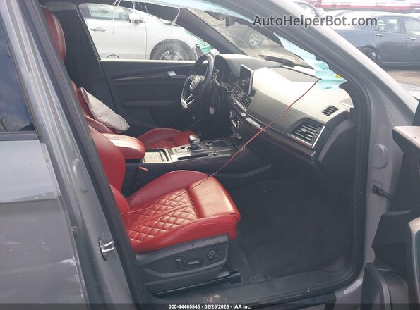 WA1C4AFYXK2004403 2019 AUDI SQ5 Gray Vista interior delantera