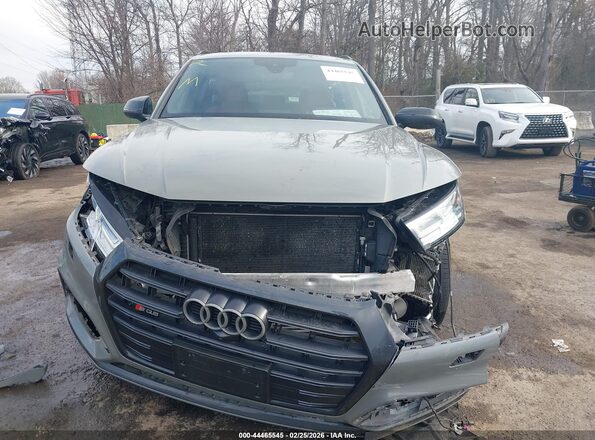WA1C4AFYXK2004403 2019 AUDI SQ5 Gray Vista interior trasera