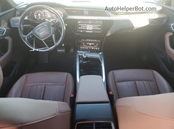 WA1CAAGE3RB013872 2024 AUDI Q8 Gray 