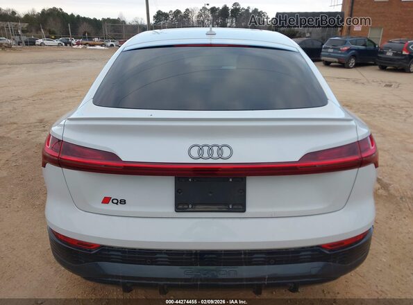 WA1CAAGE9RB036203 2024 AUDI Q8 E-TRON White 