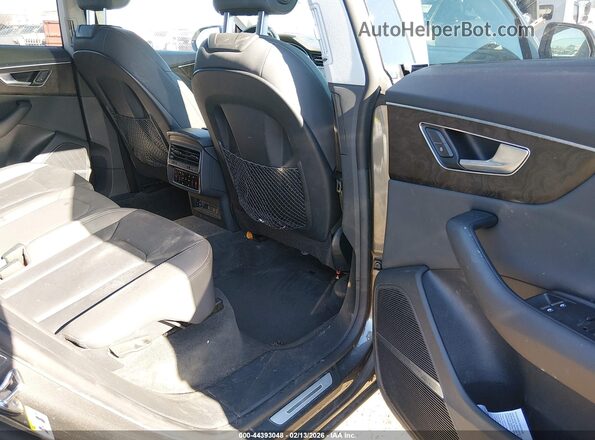 WA1CVAF10KD027354 2019 AUDI Q8 Gray VIN sticker view