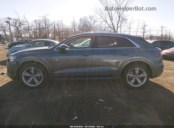WA1CVAF10KD027354 2019 AUDI Q8 Gray 360 interior view
