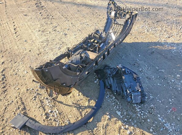 WA1CVBF16ND004977 2022 AUDI Q8 Black Vista del compartimento del motor