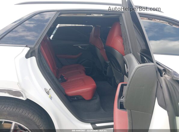 WA1CWBF11ND019724 2022 AUDI SQ8 White VIN sticker view