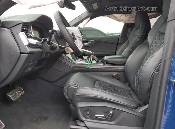 WA1CWBF11RD016134 2024 AUDI SQ8 Blue Widok wnętrza z przodu