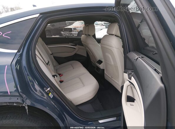 WA1DAAGEXRB020824 2024 AUDI Q8 E-TRON Blue VIN კოდის სტიკერის ხედი