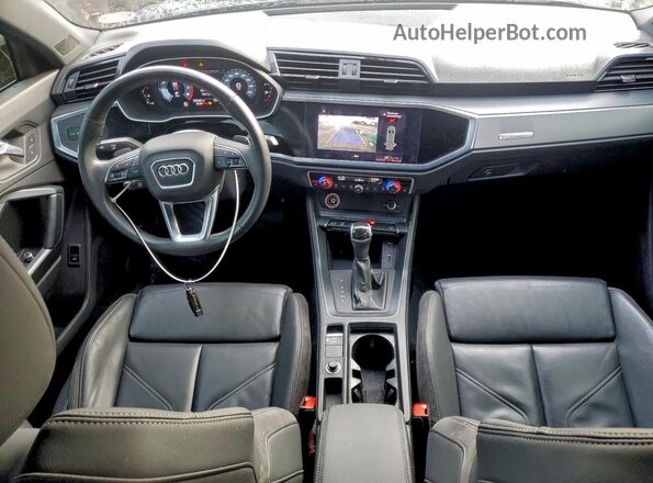 WA1DECF30M1046654 2021 AUDI Q3 Black 