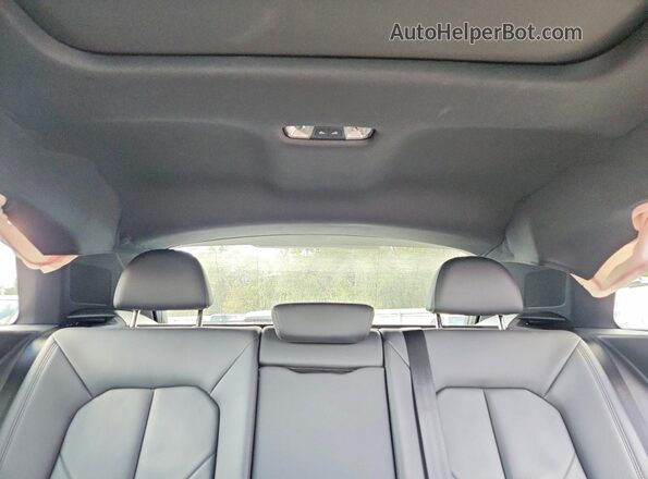 WA1DECF30S1008306 2025 AUDI Q3 Black 