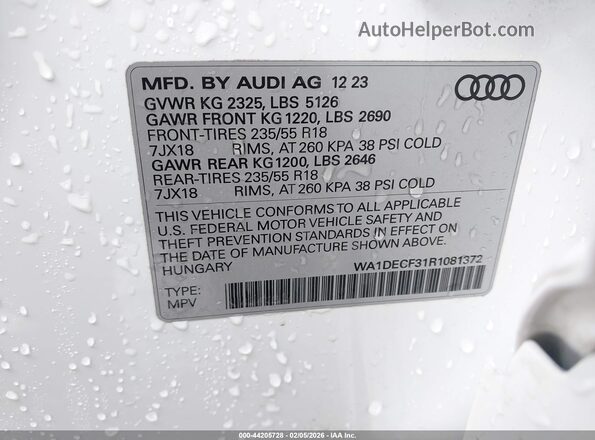 WA1DECF31R1081372 2024 AUDI Q3 White 