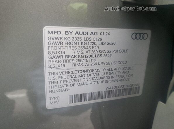 WA1DECF31R1086734 2024 AUDI Q3 Gray Vista del compartimento del motor