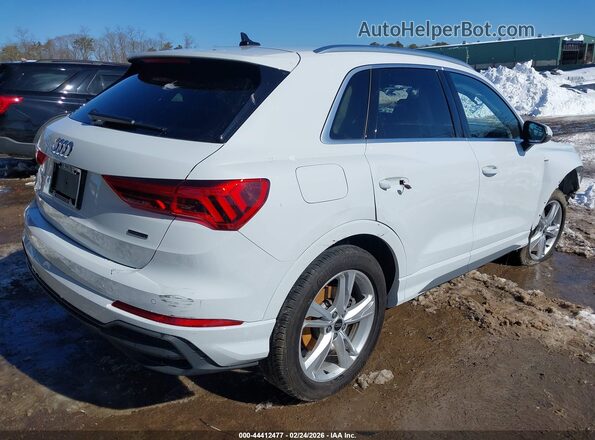 WA1DECF34R1163774 2024 AUDI Q3 Белый 