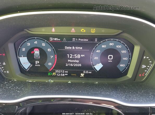 WA1DECF34R1163774 2024 AUDI Q3 Белый 