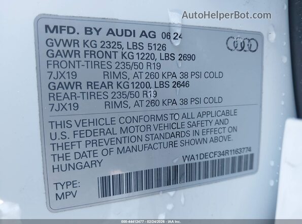 WA1DECF34R1163774 2024 AUDI Q3 Белый 