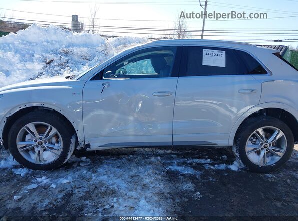 WA1DECF34R1163774 2024 AUDI Q3 Белый 