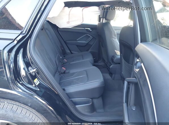 WA1DECF34S1017932 2025 AUDI Q3 Черный Вид наклейки с VIN-кодом