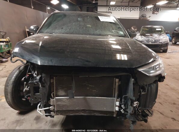 WA1DECF36P1143104 2023 AUDI Q3 Black Вид спереду