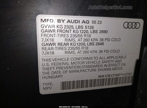 WA1DECF36P1143104 2023 AUDI Q3 Black Вид підкапотного простору