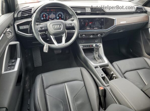 WA1DECF36R1128640 2024 AUDI Q3 White Առջևի վահանակի տեսք