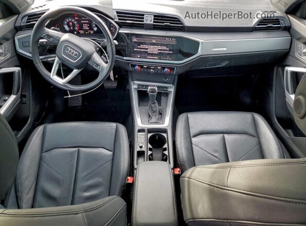 WA1DECF37P1032965 2023 AUDI Q3 Black Dashboard view