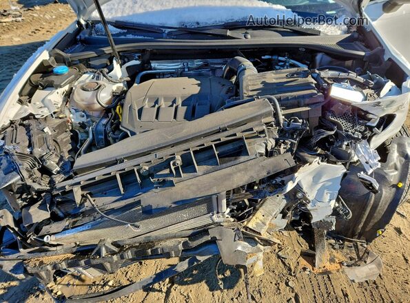 WA1DECF38P1057387 2023 AUDI Q3 White Widok komory silnika