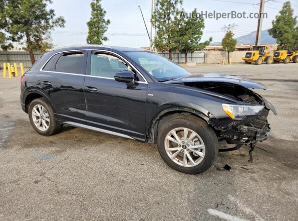 WA1DECF39N1028770 2022 AUDI Q3 Black 