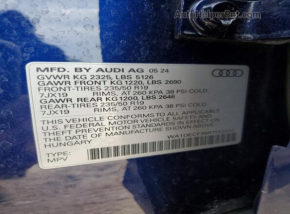 WA1DECF39R1152317 2024 AUDI Q3 Blue Սալոնի 360 աստիճան տեսք
